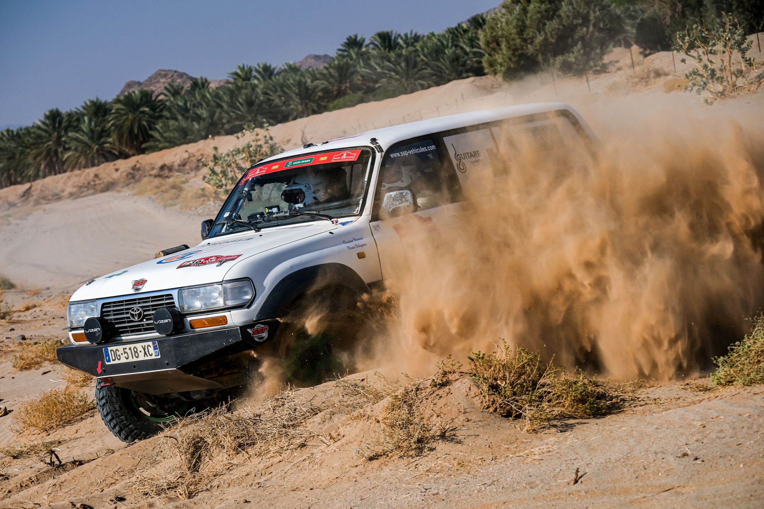 You are currently viewing Christine Bernard et Christophe Chabeuf tirent un bilan positif de leur participation au rallye Raid Dakar Classic